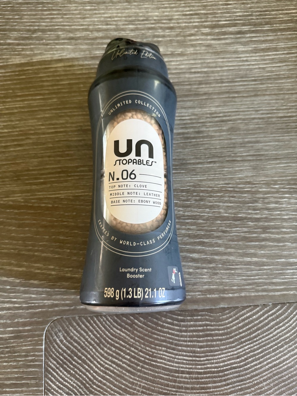 NWT Downy Unstopables N.06 Laundry Scent Booster